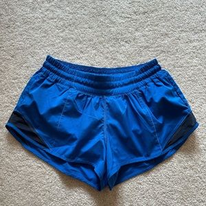 Lululemon Hotty Hot Low-Rise Lined Short 2.5” Lakeside Blue Size 6